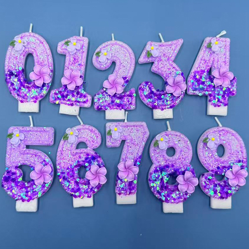 Holiday Candle Set - Candele a forma di numero decorate